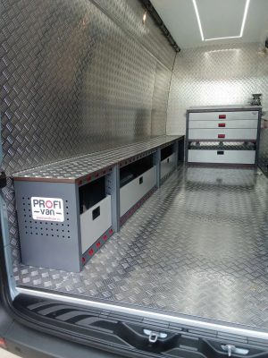 Mercedes Sprinter 4x4 с дооборудованием PROFIvan